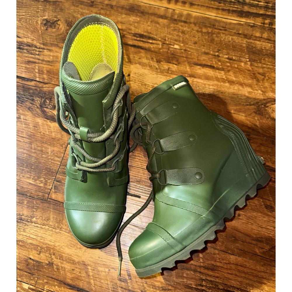 Sorel Green Lace Up Wedge Heel Booties Rubber Women's Size 8